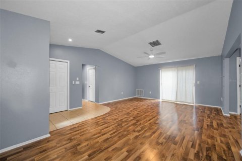 Villa ou maison à louer à Hudson, Floride: 3 chambres, 118.36 m2 № 2306442 - photo 4