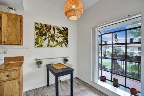 Condo in Deerfield Beach, Florida, 2 bedrooms  № 1753817 - photo 25