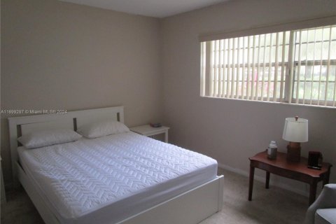 Copropriété à vendre à Lauderdale Lakes, Floride: 2 chambres, 87.7 m2 № 1453397 - photo 17