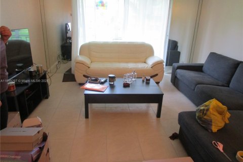 Copropriété à vendre à Lauderdale Lakes, Floride: 2 chambres, 87.7 m2 № 1453397 - photo 21