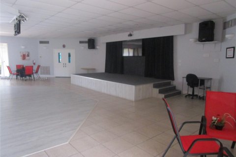 Copropriété à vendre à Lauderdale Lakes, Floride: 2 chambres, 87.7 m2 № 1453397 - photo 9