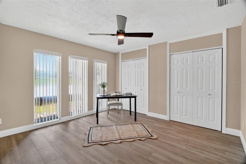 House in Maitland, Florida 4 bedrooms, 278.71 sq.m. № 1885613 - photo 18
