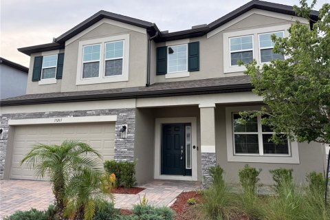 House in Wesley Chapel, Florida 5 bedrooms, 328.04 sq.m. № 2094882 - photo 2
