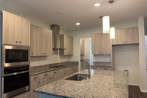 House in Wesley Chapel, Florida 5 bedrooms, 328.04 sq.m. № 2094882 - photo 25