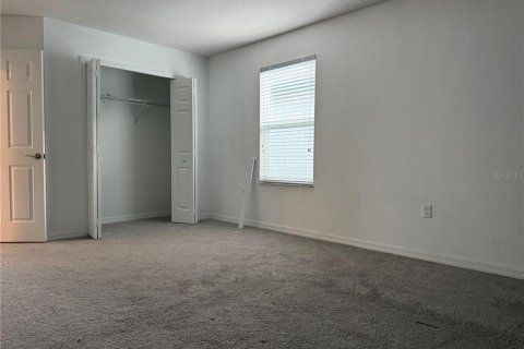 House in Wesley Chapel, Florida 5 bedrooms, 328.04 sq.m. № 2094882 - photo 22