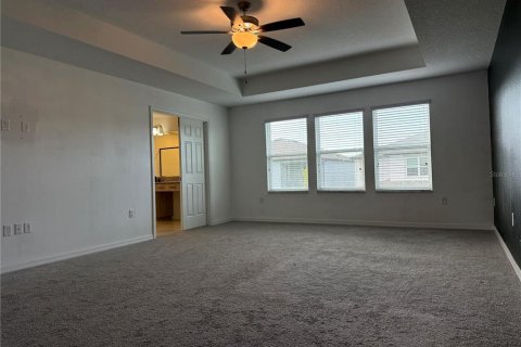 House in Wesley Chapel, Florida 5 bedrooms, 328.04 sq.m. № 2094882 - photo 10
