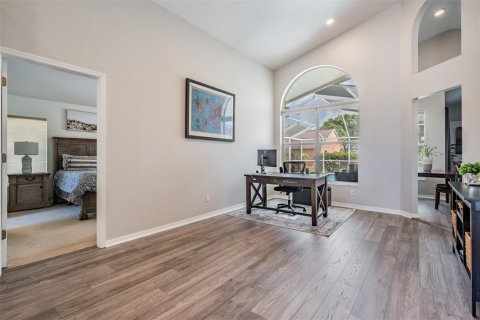 House in Tampa, Florida 4 bedrooms, 180.79 sq.m. № 1873034 - photo 14