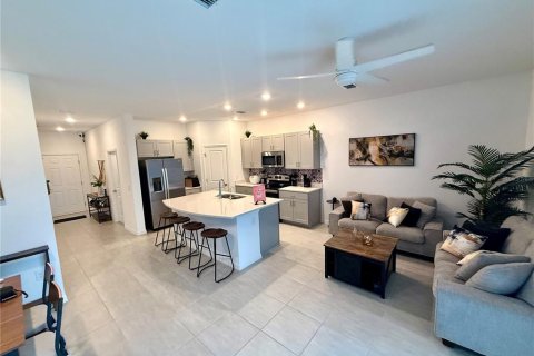 Townhouse in Kissimmee, Florida 3 bedrooms, 126.81 sq.m. № 2097574 - photo 23