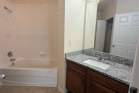 Copropriété à louer à Orlando, Floride: 2 chambres, 97.18 m2 № 2232800 - photo 15