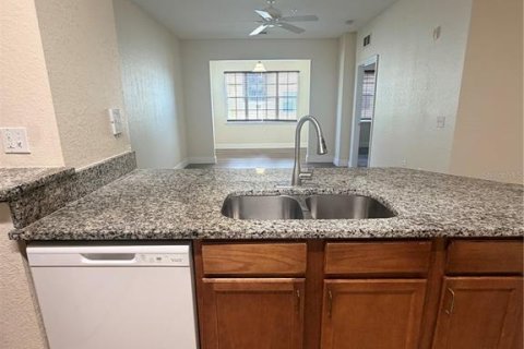 Copropriété à louer à Orlando, Floride: 2 chambres, 97.18 m2 № 2232800 - photo 6