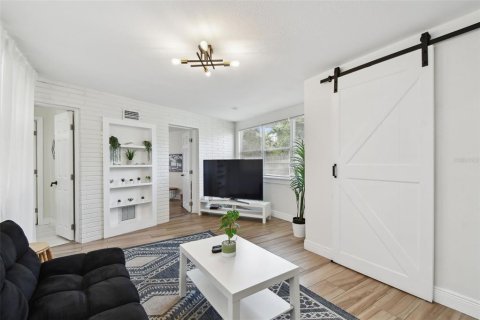 Casa en venta en Saint Petersburg, Florida, 4 dormitorios, 139.35 m2 № 1819393 - foto 16