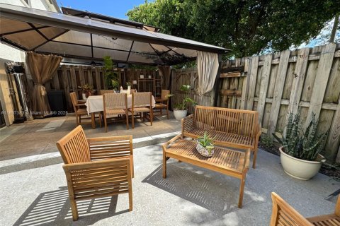 Touwnhouse à vendre à Homestead, Floride: 3 chambres, 158.49 m2 № 2017175 - photo 23