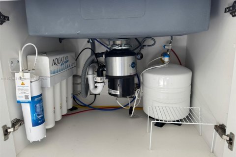 Touwnhouse à vendre à Homestead, Floride: 3 chambres, 158.49 m2 № 2017175 - photo 19