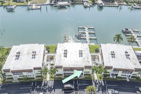 Copropriété à vendre à St. Lucie, Floride: 1 chambre, 69.86 m2 № 2188138 - photo 25