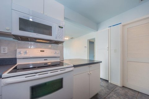 Copropriété à vendre à St. Lucie, Floride: 1 chambre, 69.86 m2 № 2188138 - photo 11