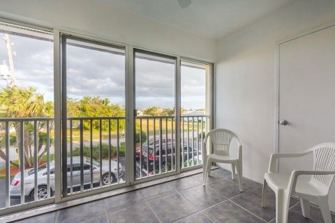 Copropriété à vendre à St. Lucie, Floride: 1 chambre, 69.86 m2 № 2188138 - photo 18
