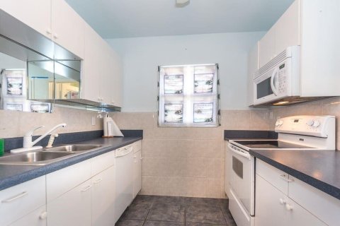 Copropriété à vendre à St. Lucie, Floride: 1 chambre, 69.86 m2 № 2188138 - photo 12