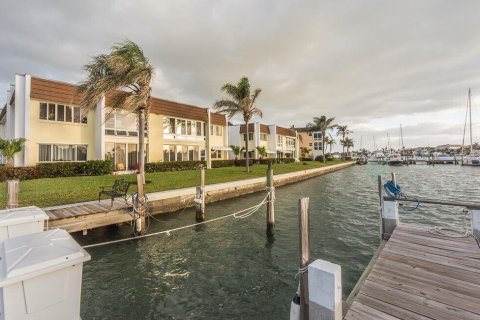 Copropriété à vendre à St. Lucie, Floride: 1 chambre, 69.86 m2 № 2188138 - photo 4