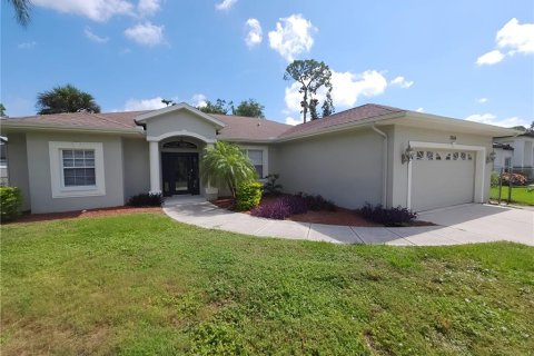 Villa ou maison à North Port, Floride 3 chambres, 159.33 m2 № 2149190