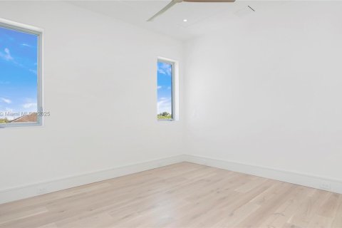 House in Naples, Florida 4 bedrooms № 1878596 - photo 25