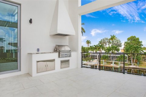 House in Naples, Florida 4 bedrooms № 1878596 - photo 29
