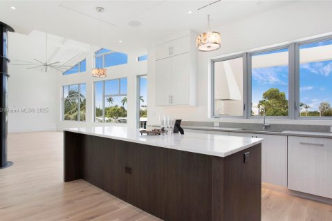 House in Naples, Florida 4 bedrooms № 1878596 - photo 14