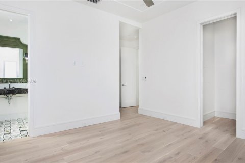 House in Naples, Florida 4 bedrooms № 1878596 - photo 22