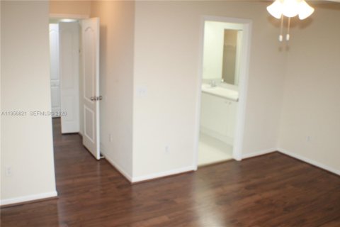 Touwnhouse à louer à Coconut Creek, Floride: 2 chambres, 122.45 m2 № 2026692 - photo 15