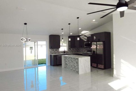 Купить виллу или дом в Себринг, Флорида 4 спальни, № 2007883 - фото 3