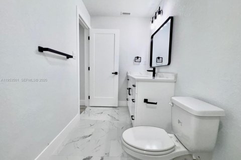 Купить виллу или дом в Себринг, Флорида 4 спальни, № 2007883 - фото 17