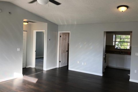 Immobilier commercial à vendre à Port Richey, Floride: 5 chambres, 181.16 m2 № 1915855 - photo 7