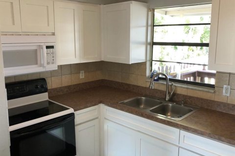Immobilier commercial à vendre à Port Richey, Floride: 5 chambres, 181.16 m2 № 1915855 - photo 4