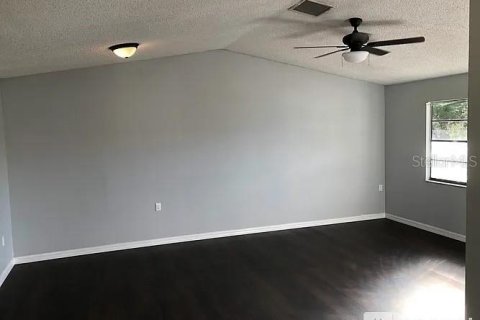 Immobilier commercial à vendre à Port Richey, Floride: 5 chambres, 181.16 m2 № 1915855 - photo 13
