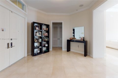 House in Hollywood, Florida 4 bedrooms, 365.29 sq.m. № 1694856 - photo 10
