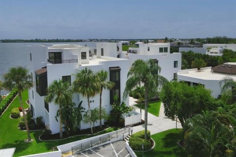 Condo in Englewood, Florida, 2 bedrooms  № 1192405 - photo 4