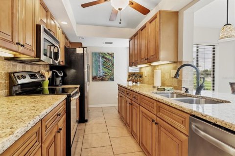 Condo in Englewood, Florida, 2 bedrooms  № 1192405 - photo 11