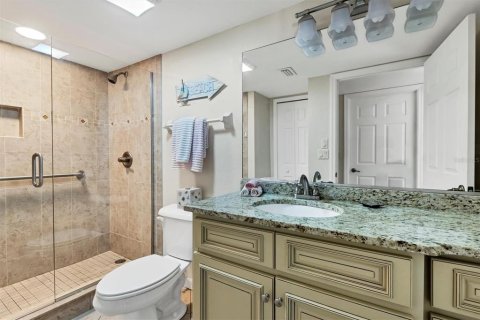 Condo in Englewood, Florida, 2 bedrooms  № 1192405 - photo 16