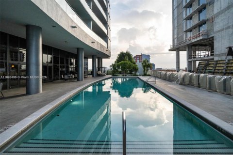 Copropriété à vendre à Miami, Floride: 54.63 m2 № 2012128 - photo 12