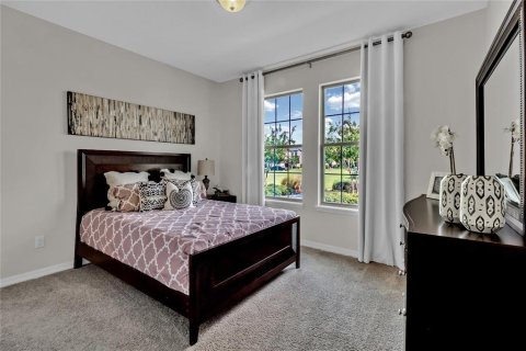 House in Winter Garden, Florida 4 bedrooms, 231.23 sq.m. № 1805661 - photo 22