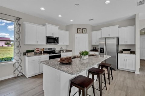 House in Winter Garden, Florida 4 bedrooms, 231.23 sq.m. № 1805661 - photo 27