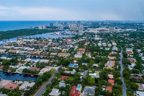 Casa en alquiler en Fort Lauderdale, Florida, 4 dormitorios, 201.6 m2 № 1942354 - foto 17
