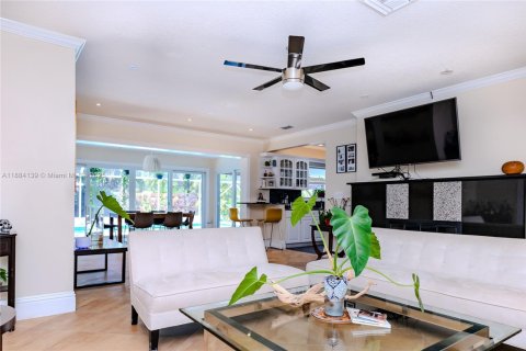 Casa en alquiler en Fort Lauderdale, Florida, 4 dormitorios, 201.6 m2 № 1942354 - foto 4