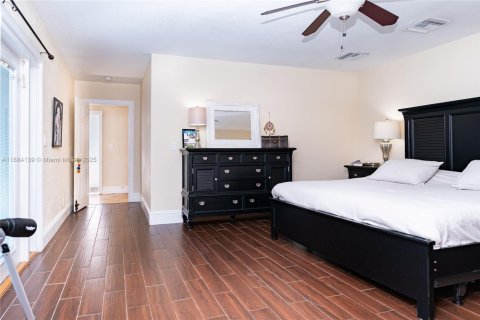 Casa en alquiler en Fort Lauderdale, Florida, 4 dormitorios, 201.6 m2 № 1942354 - foto 9