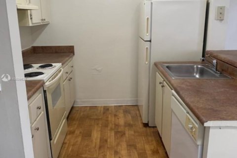 Condominio en venta en Boynton Beach, Florida, 1 dormitorio, 65.4 m2 № 1875681 - foto 1