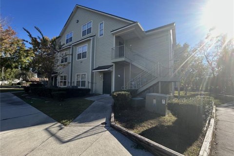 Condominio en Orlando, Florida, 2 dormitorios № 2091920