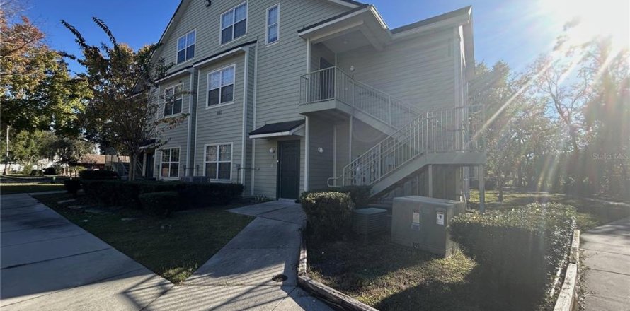 Condominio en Orlando, Florida, 2 dormitorios  № 2091920