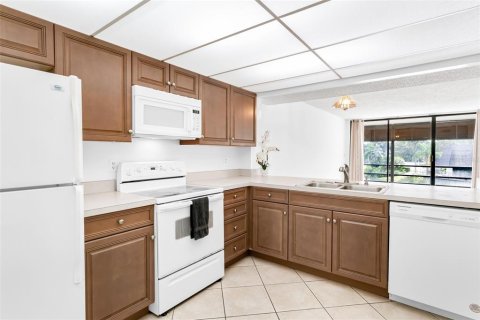 Condominio en venta en Largo, Florida, 2 dormitorios, 81.75 m2 № 1884956 - foto 6