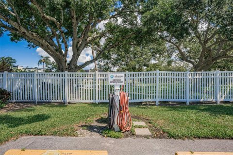 Condominio en venta en Largo, Florida, 2 dormitorios, 81.75 m2 № 1884956 - foto 30