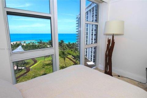 Купить кондоминиум в Бэл-Харбор, Флорида 2 спальни, 98.1м2, № 2052517 - фото 20