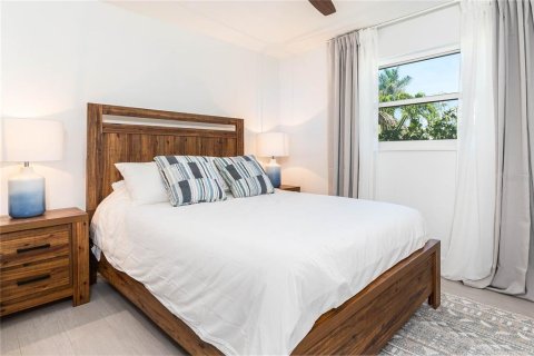 House in Cape Canaveral, Florida 3 bedrooms, 140.75 sq.m. № 1137747 - photo 13